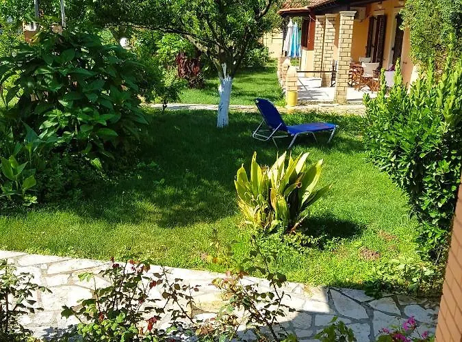 Beachfront Yannis On Agios Gordios Dom wakacyjny *