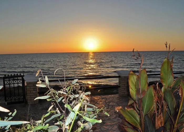 Prázdninový dům Beachfront Yannis On Agios Gordios
