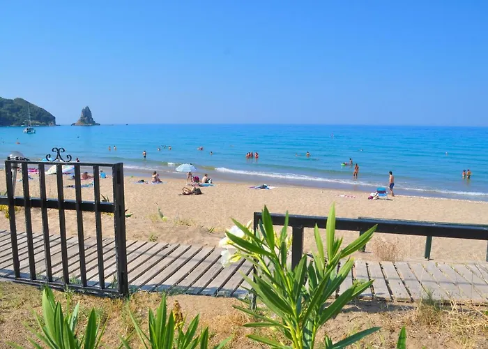 Beachfront Yannis On Agios Gordios