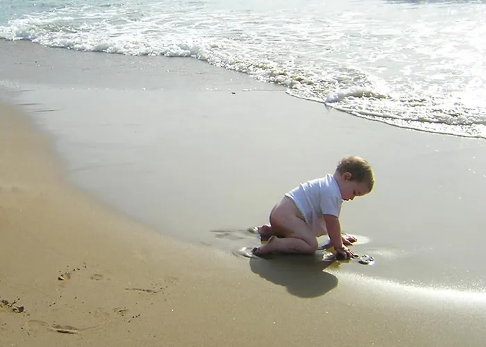 Beachfront Yannis On Agios Gordios Prázdninový dům